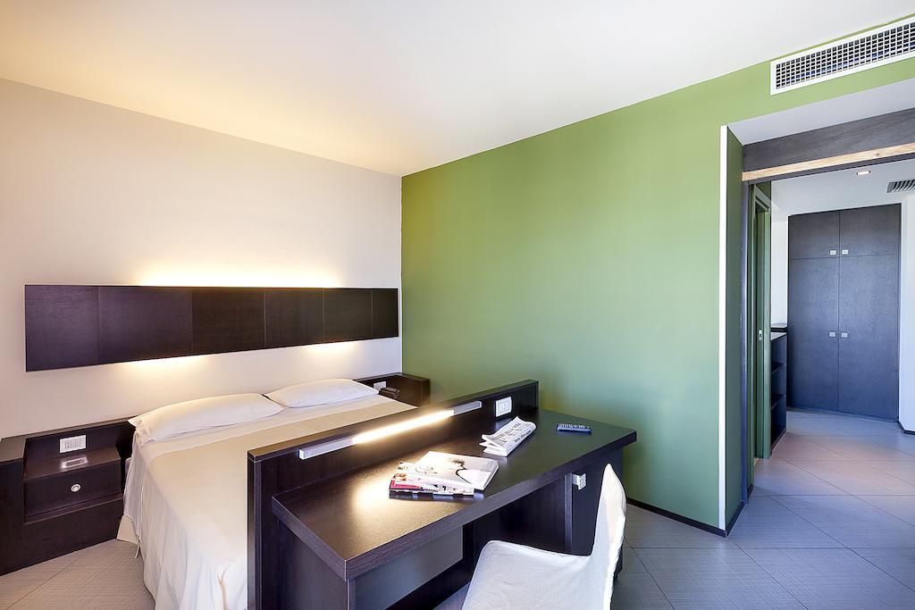 Hotel Lido Alba Adriatica Quarto foto